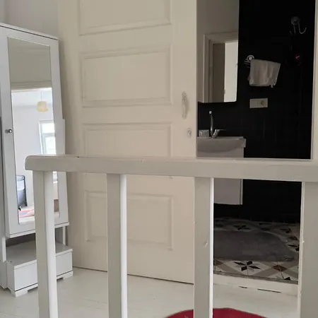3 Floor House On Historic Peninsula Holiday home