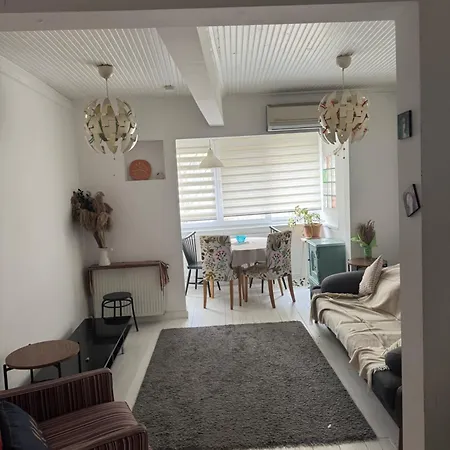 3 Floor House On Historic Peninsula Holiday home Istanbul